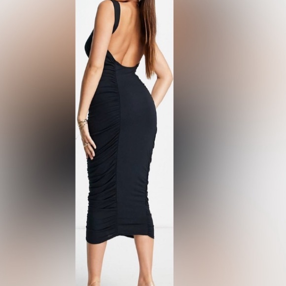 •Black midi length side runched dress• - Picture 2 of 8